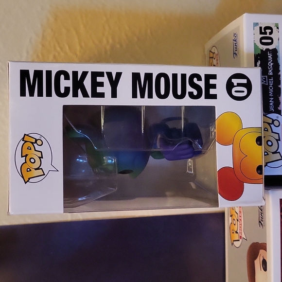 Pride🏳️🌈🏳️⚧️ Funko Pop limited mickey mouse 01 perfect condition - Picture 2 of 3